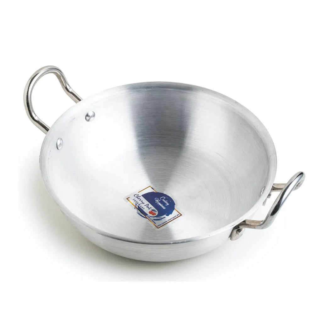 Baby Wok Set with Lids Metal Finish – 6 Pieces (18cm, 20cm, 22cm + Lids) – view 9 | Cherrypot cookware Pakistan